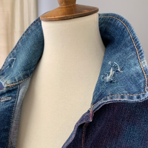 Custom “LOVE” graffiti distressed denim jacket - Picture 3 of 12